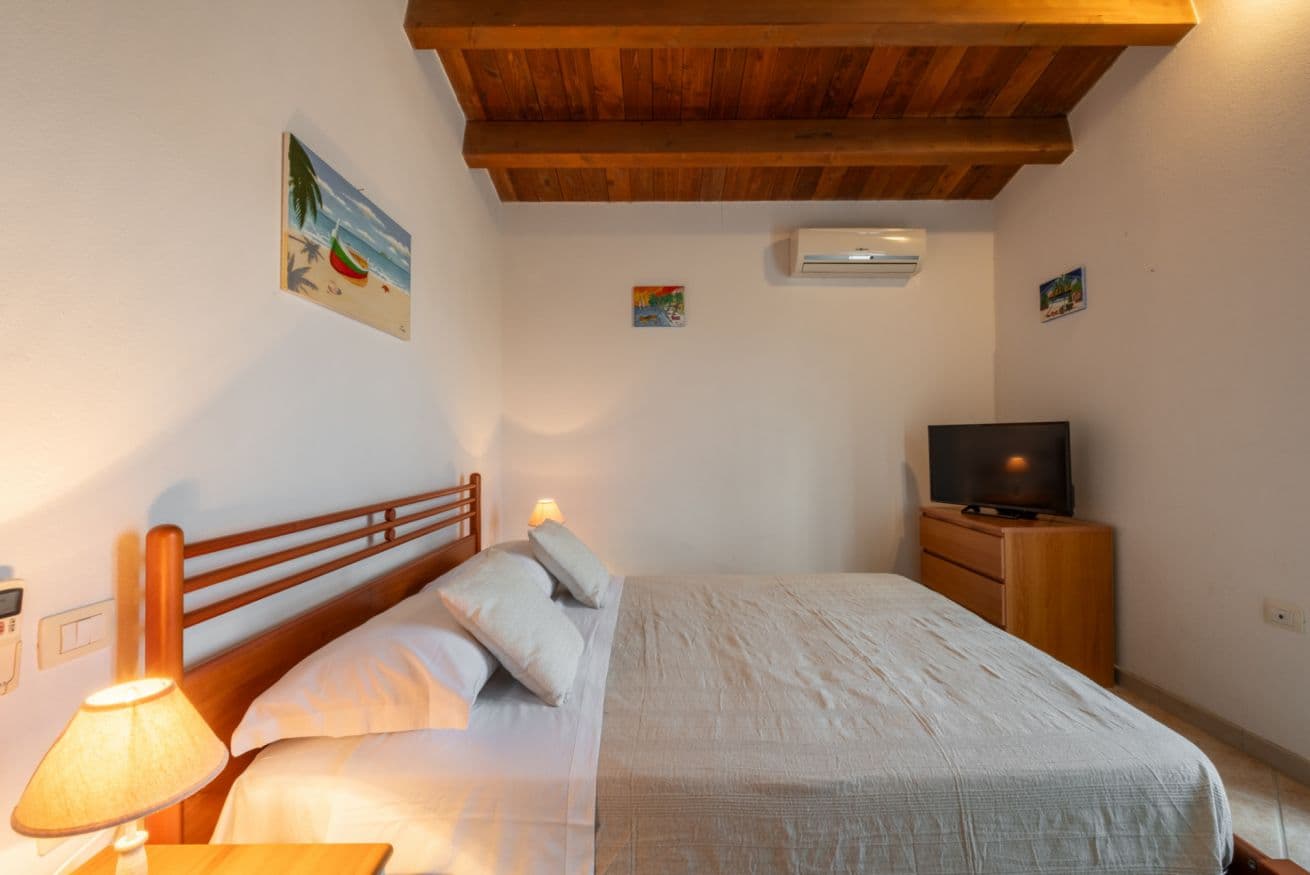 La Mora - Photo 19
